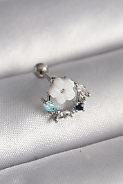 316L Çelik Gümüş Renk Zirkon Taş Detay Beyaz Çiçek Model Tragus Piercing